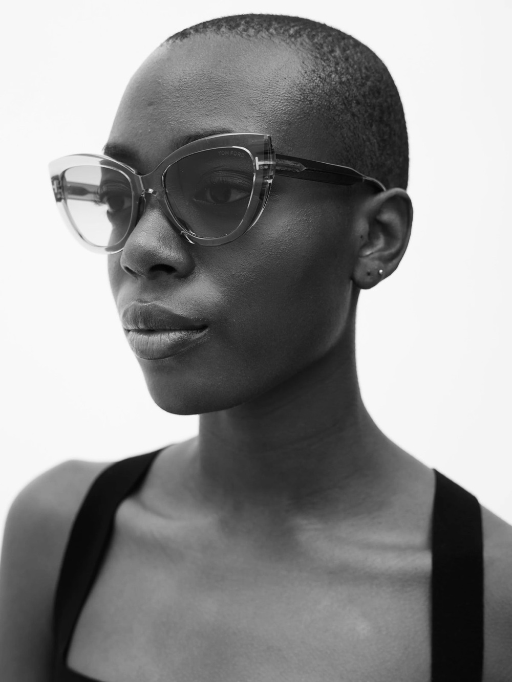 TOM FORD TRANSPARENT ROSE ANYA CAT EYE SUNGLASSES TF762 - Picture 9 of 9